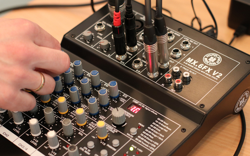 TEST: Topp Pro Music Gear MX6 FX v.2