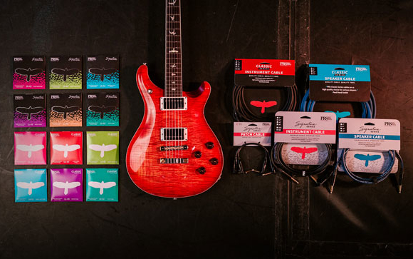 PRS Guitars z nowymi akcesoriami gitarowymi