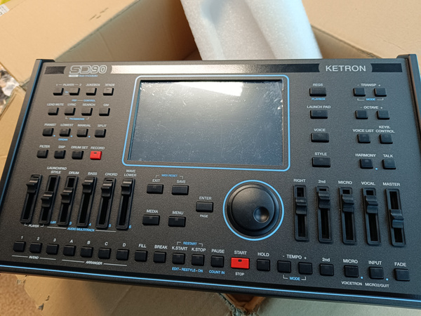 Ketron SD 90 Pro Live Station - moduł brzmieniowy - Powystawowy