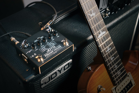 Joyo R-15 Preamp House - efekt gitarowy