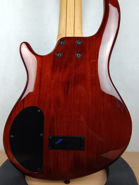 Dean Edge 6W/EMGs  - gitara basowa - Powystawowa