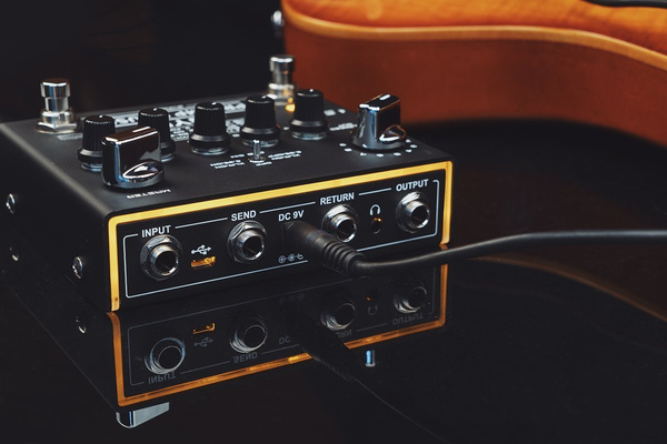 Joyo R-15 Preamp House - efekt gitarowy