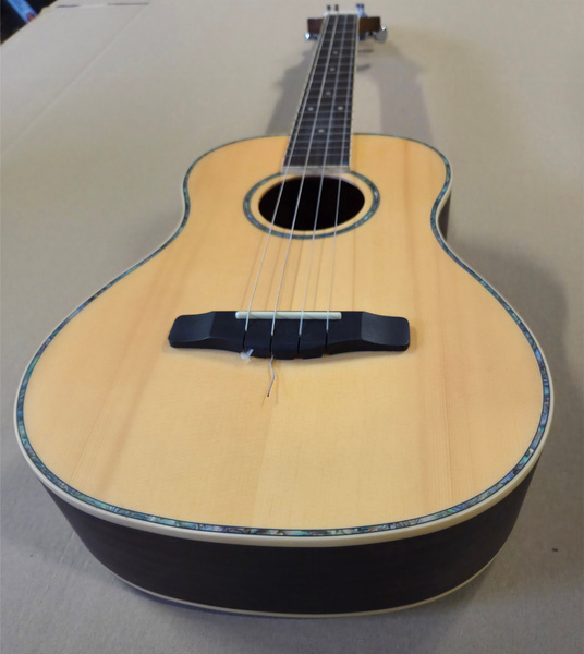 Samick UK-70B NS - ukulele barytonowe - Powystawowe