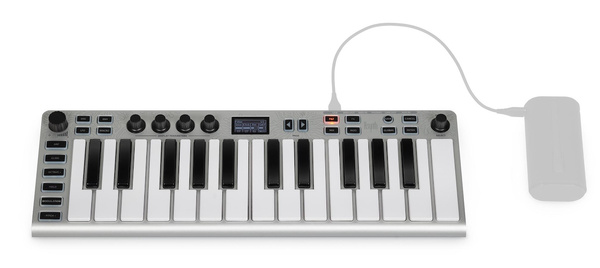 ESI xSynth - syntezator cyfrowy