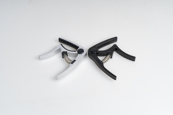 Guitto GGC-06 SL - kapodaster do gitary akustycznej / elektrycznej