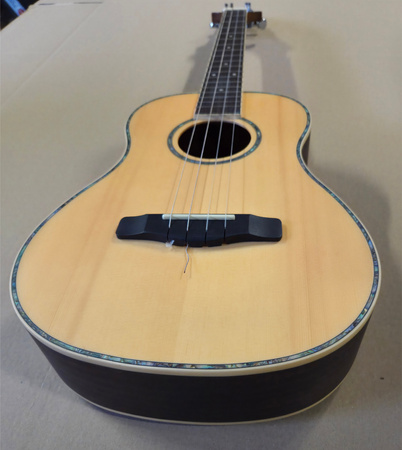 Samick UK-70B NS - ukulele barytonowe - Powystawowe