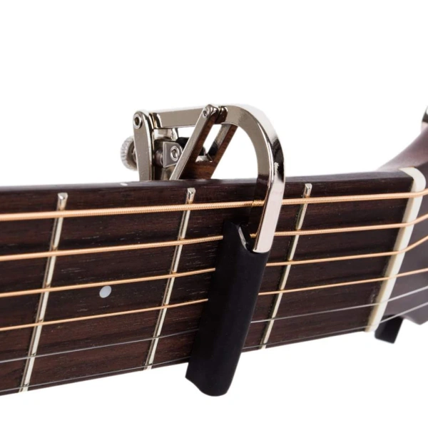 Shubb C8B Partial - Kapodaster do gitary akustycznej | elektrycznej - mosiężny