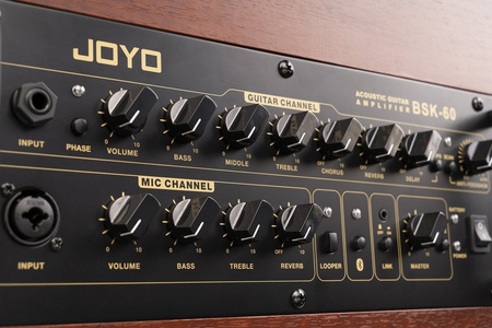 Joyo BSK-60 - combo akustyczne 60W